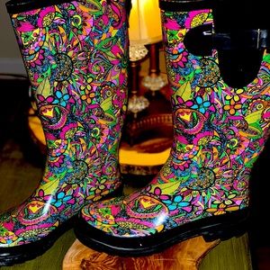 Sakroots Rainboots